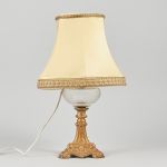1039 2348 TABLE LAMP